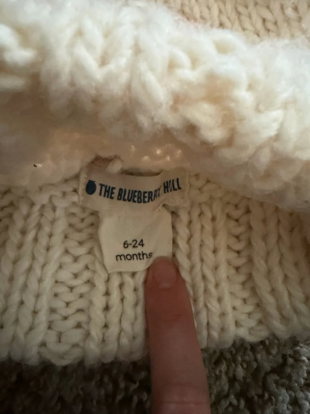 Kids Cream Knit Pom Beanie with Pink Heart Accent